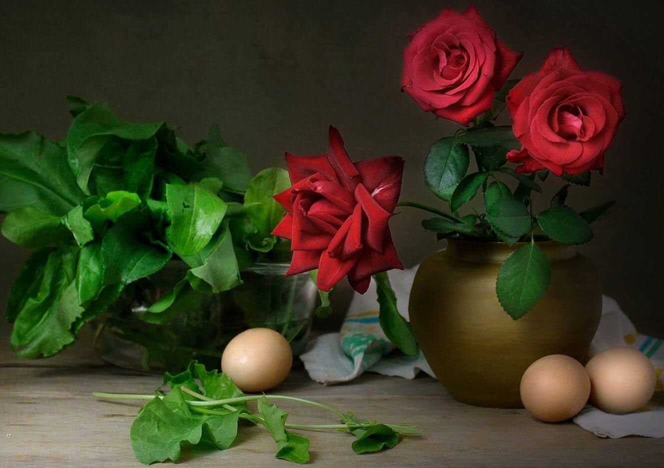 Розы и яйца