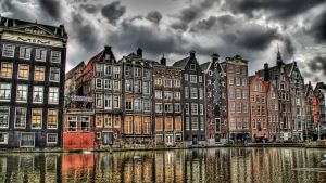 Мрачный Амстердам