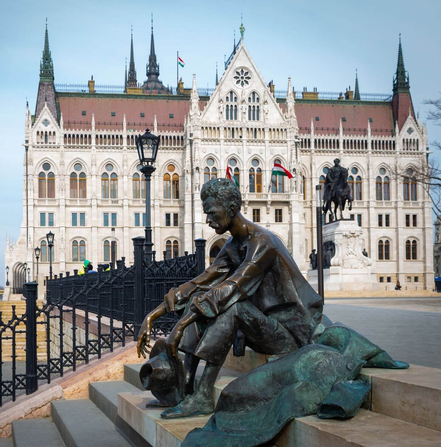 Статуя в Будапеште