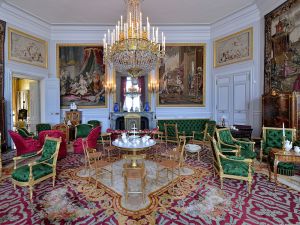 Компьенский дворец