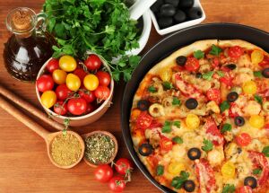 Пицца с помидорками