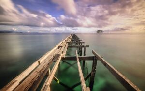 Разрушенный мост