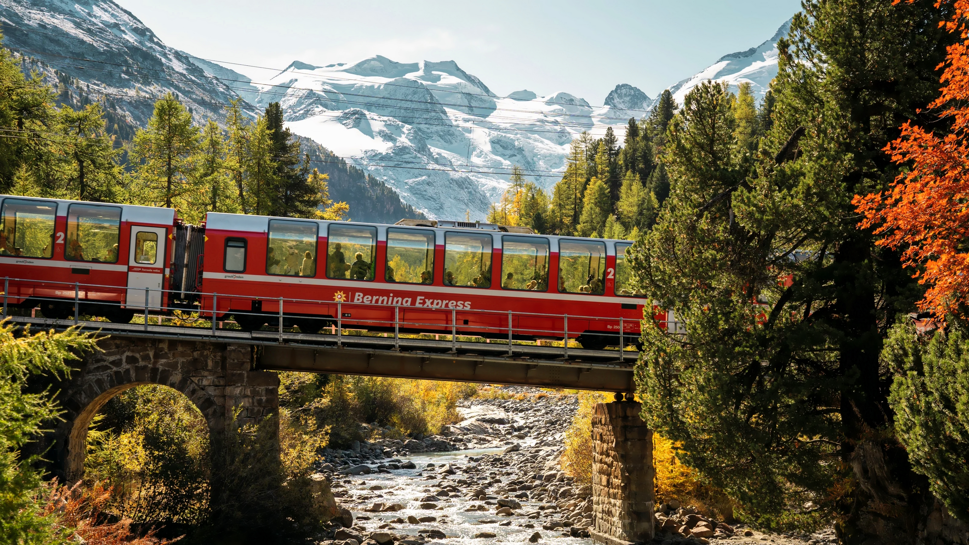 Поезд в Швецарии