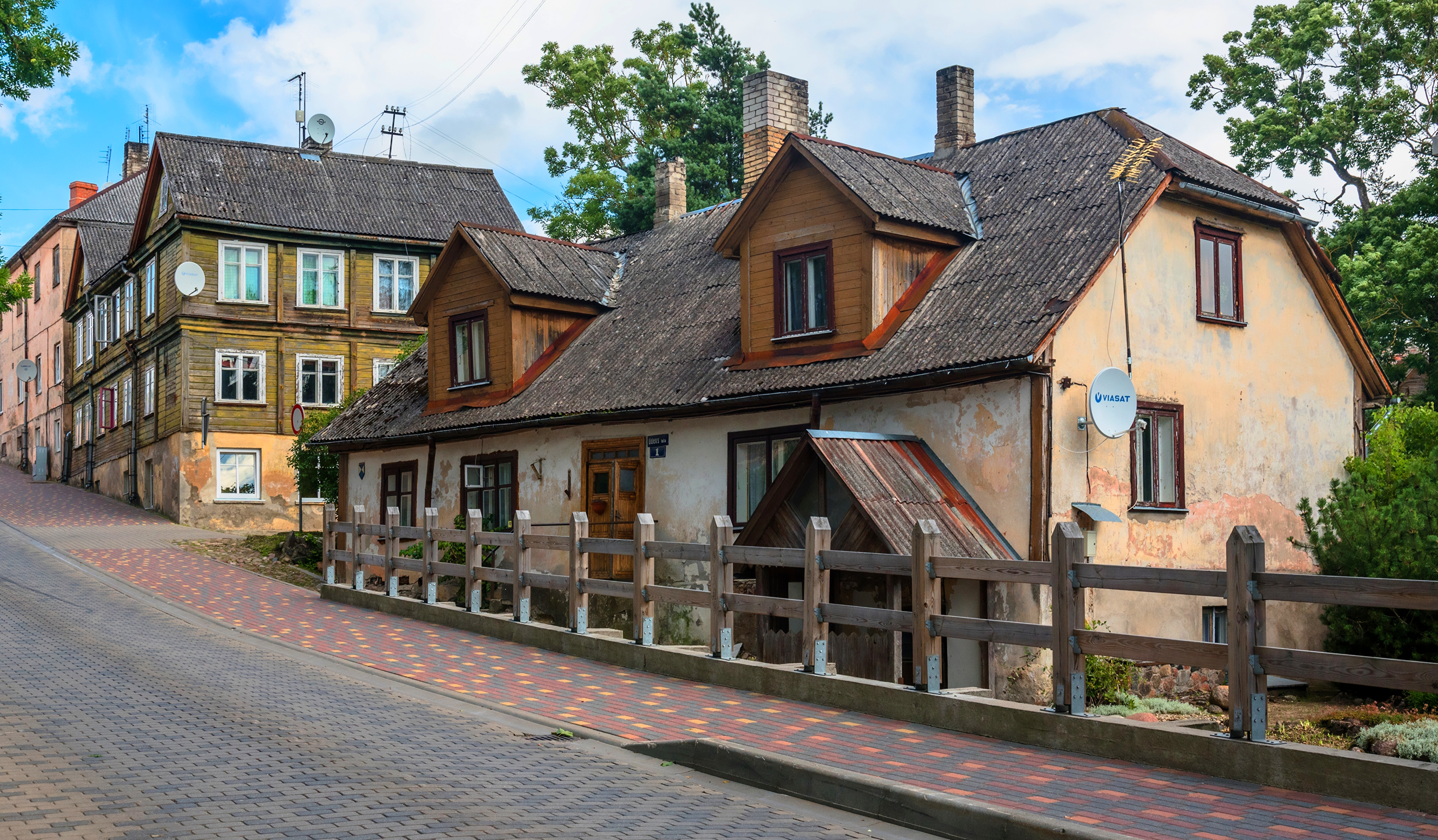 Старые дома в Латвии