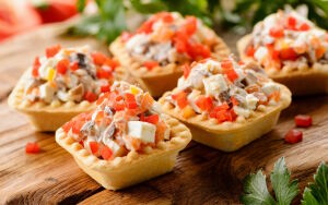 Фингер фуд в тарталетках