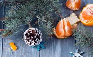 Ель и мандаринки