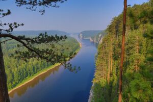 Тайга и река