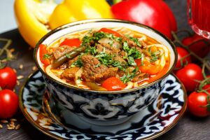 Узбекский лагман