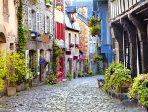 Улица в Динане