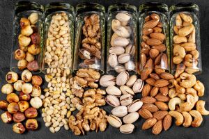 Орешки в стаканах