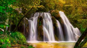 Водопад на реке Кюизанс - Франция