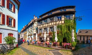 Кафе на улице Страсбурга