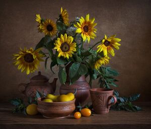 Натюрморт с подсолнухами и глиняной посудой