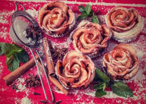 Яблочные розы