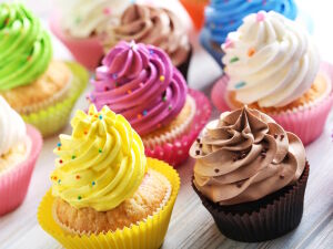 Разноцветные капкейки