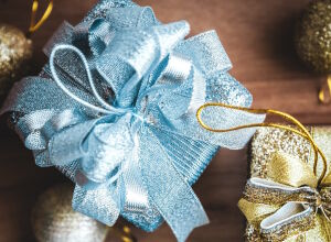 Голубой бант