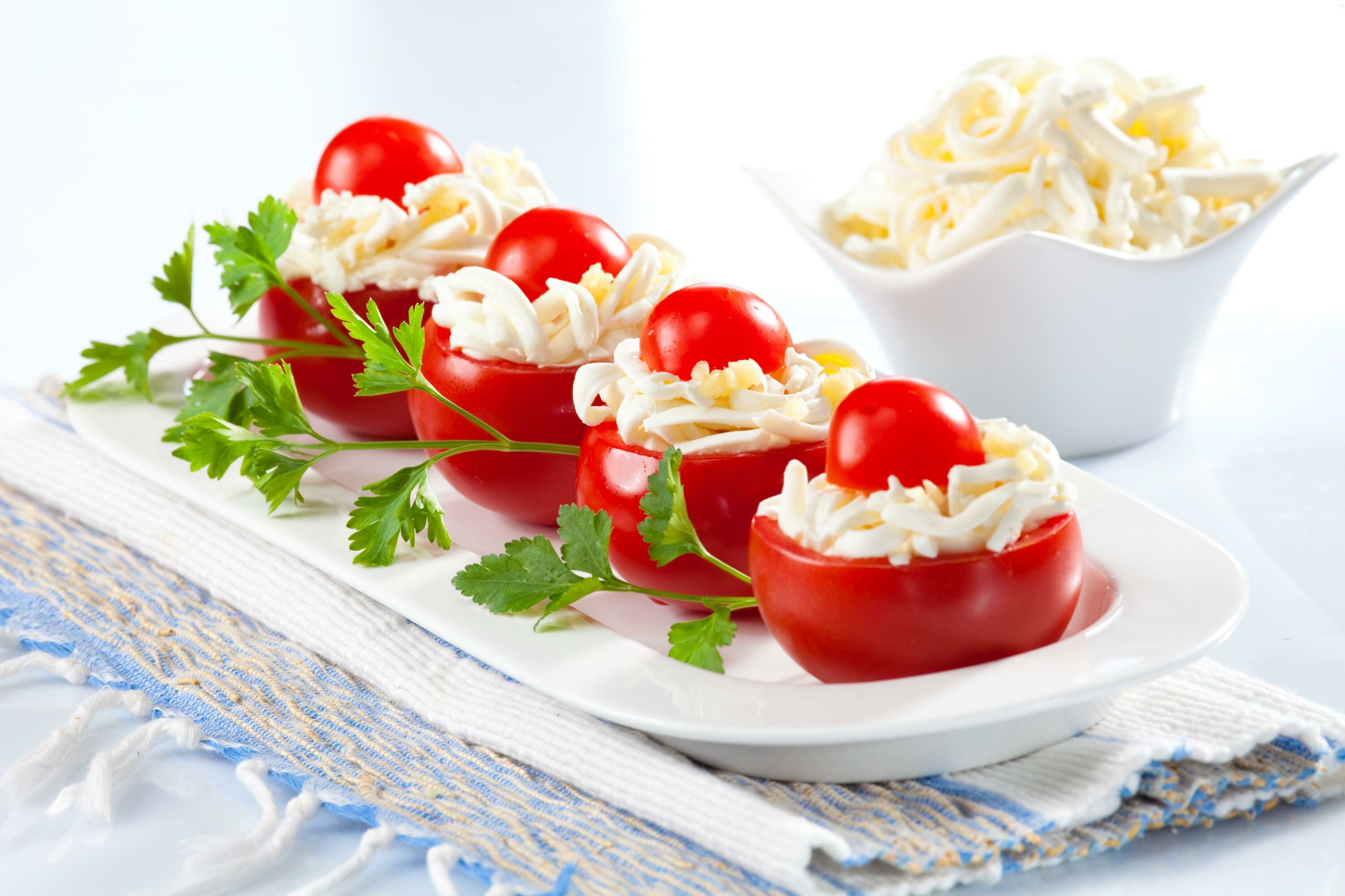 Помидоры с сыром