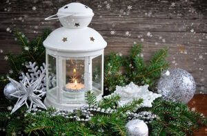 Фонарик на елке