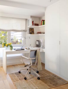 Светлый кабинет