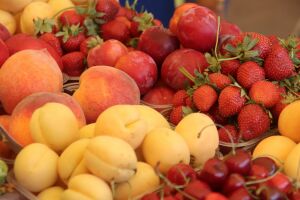 Фрукты в таре