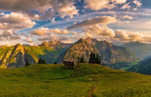 Избушка в долине