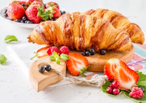 Круассаны и ягодки