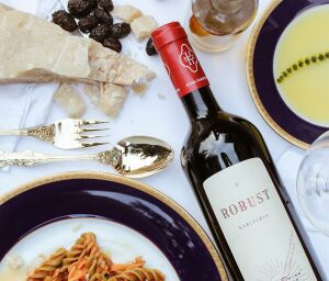 Паста и вино