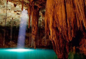 Луч в пещере