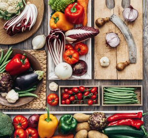 Овощи и нож