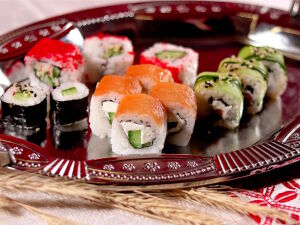 Суши в тарелке