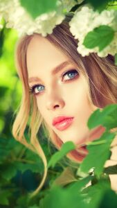 Взгляд и цветы