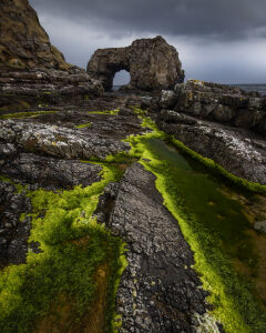 Побережье Ирландии скалы