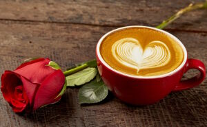Капучино и розочка