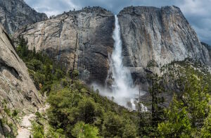 Йосемитский водопад