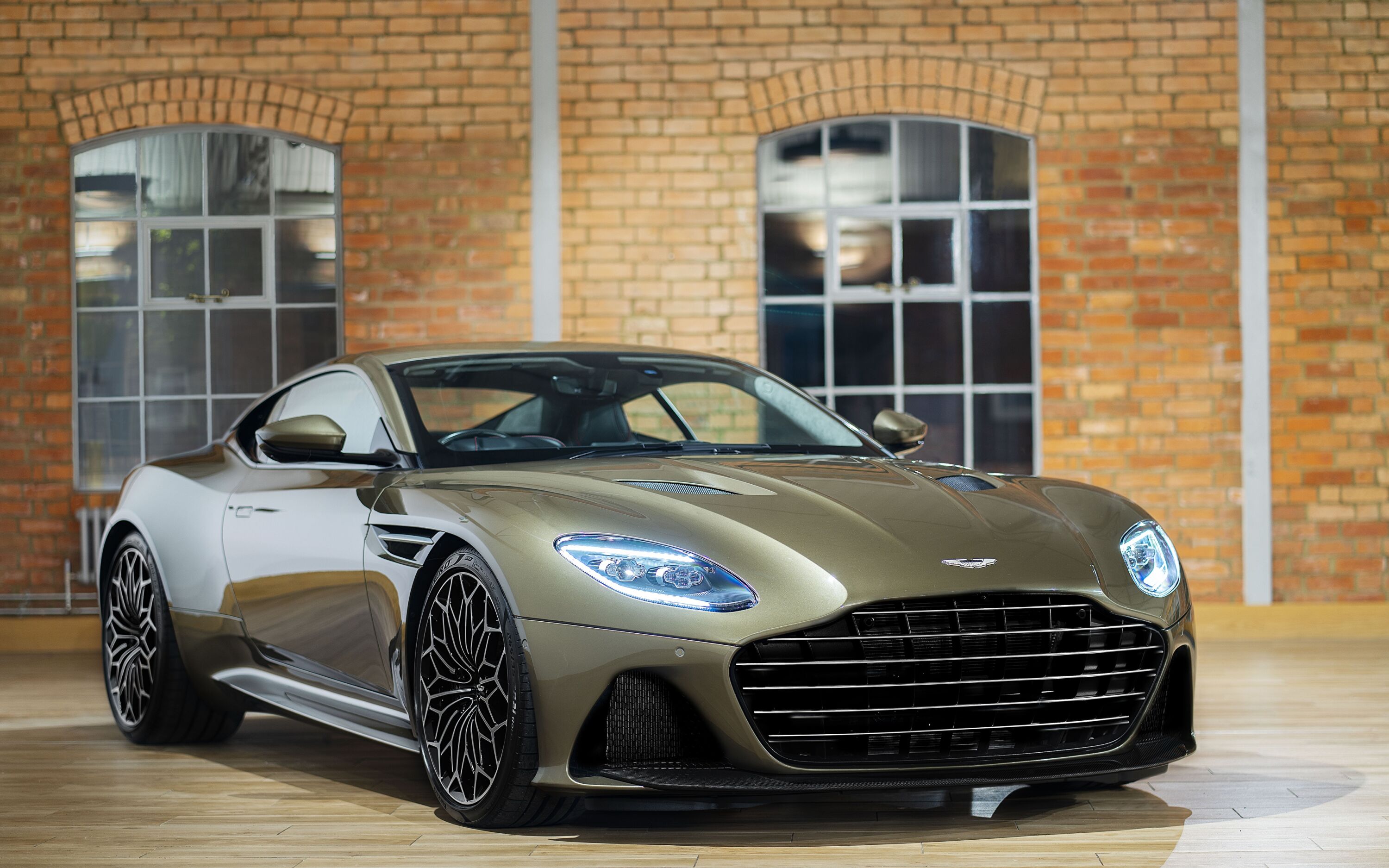 Aston Martin DBS Superleggera