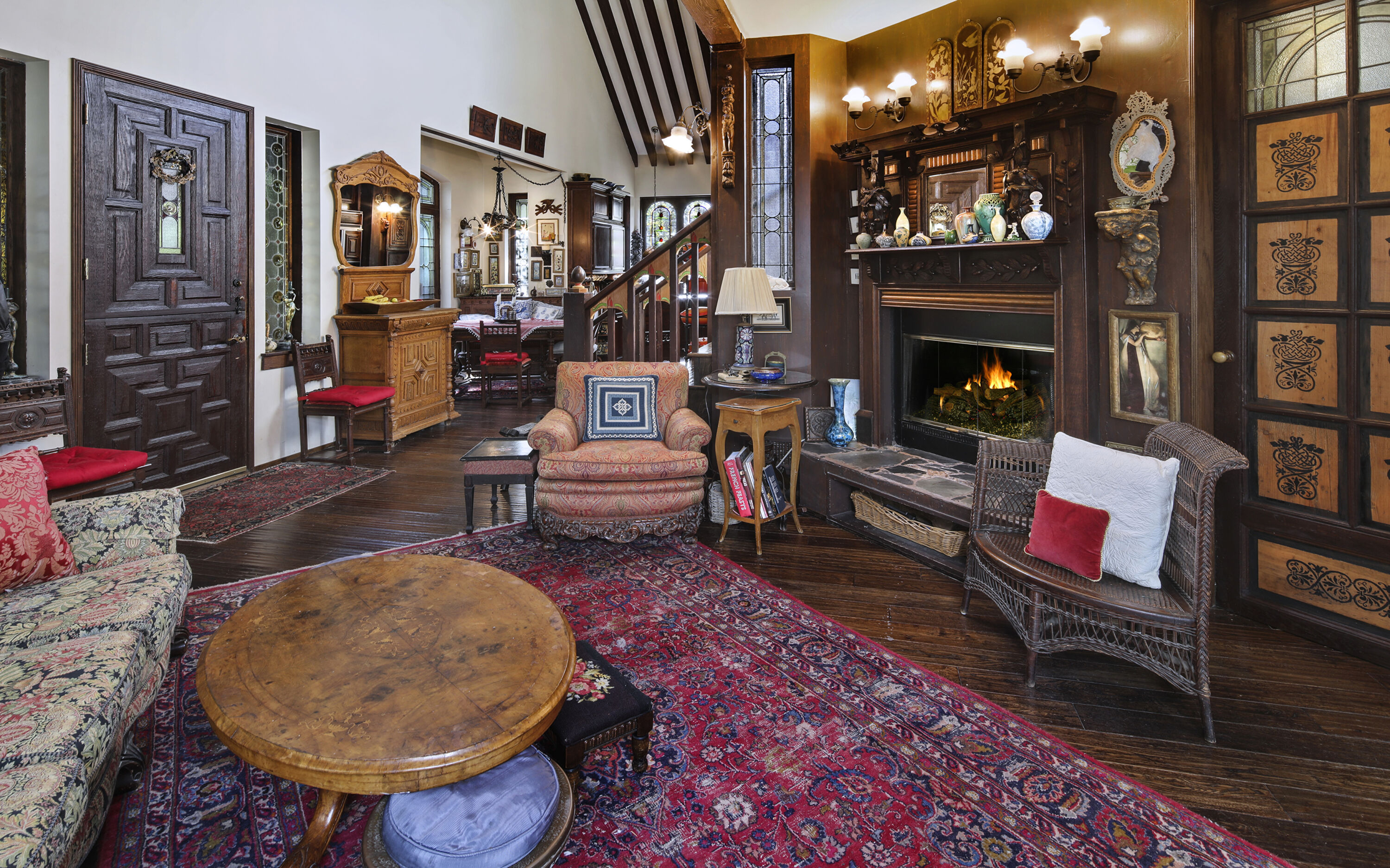 Старинная гостиная