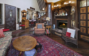 Старинная гостиная