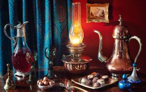 Вино и чай с конфетами