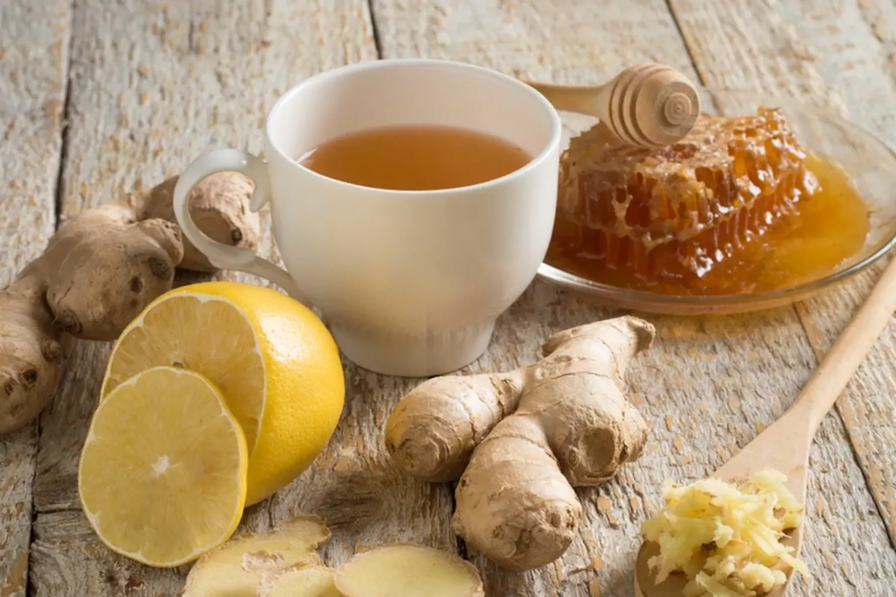 Имбирь, лимон и мед