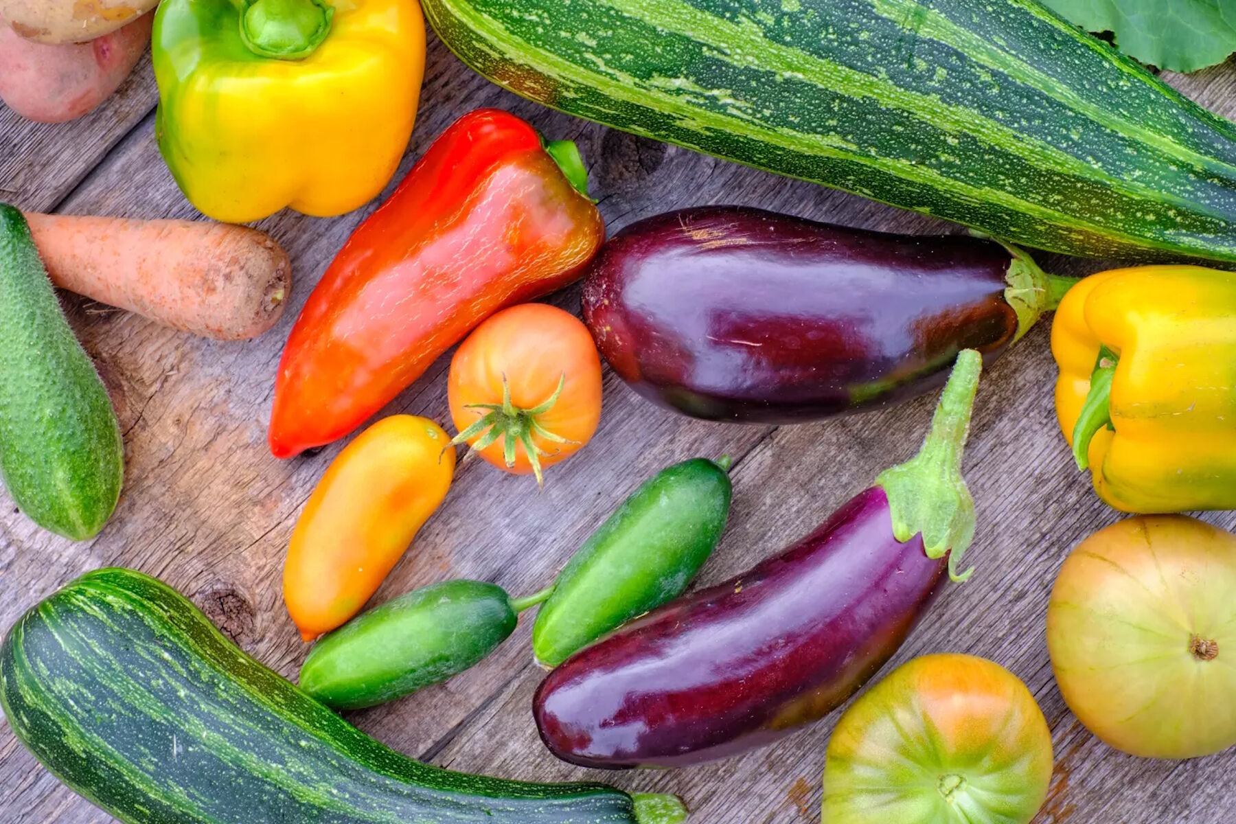 Баклажаны, кабачки и помидоры