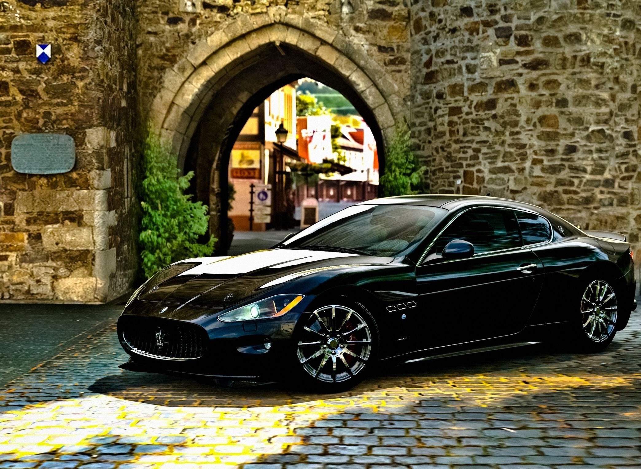 Maserati GranTurismo черный