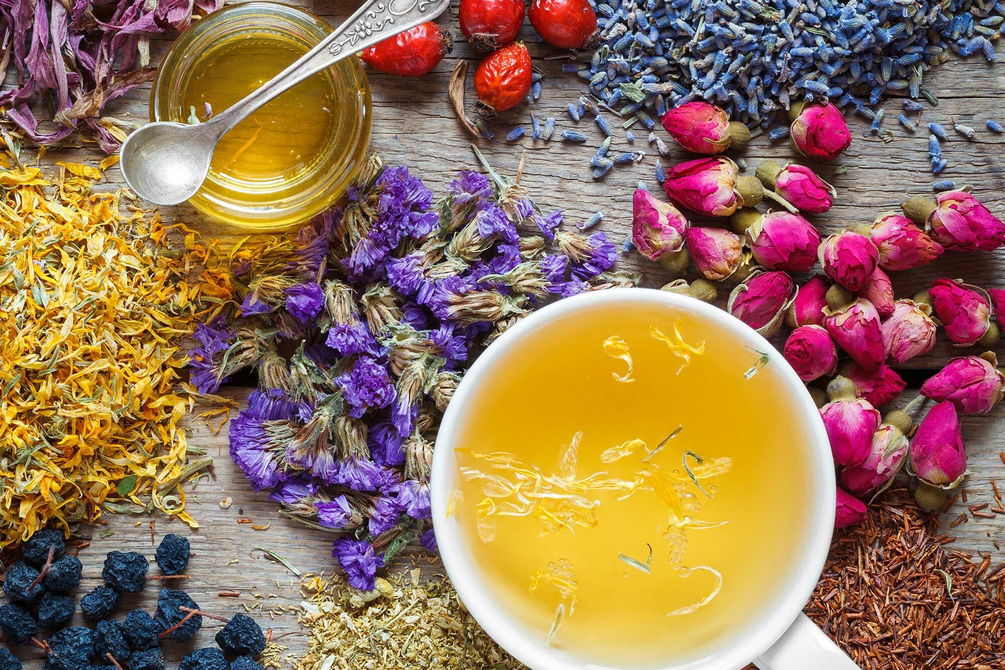 Чай ароматный с трав и цветов