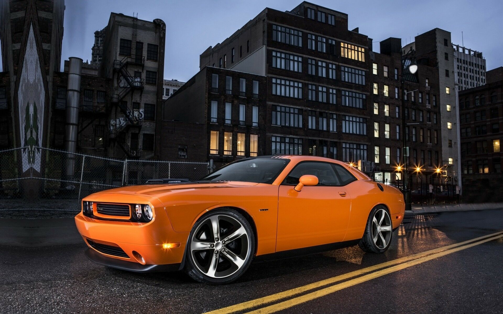 Dodge Challenger