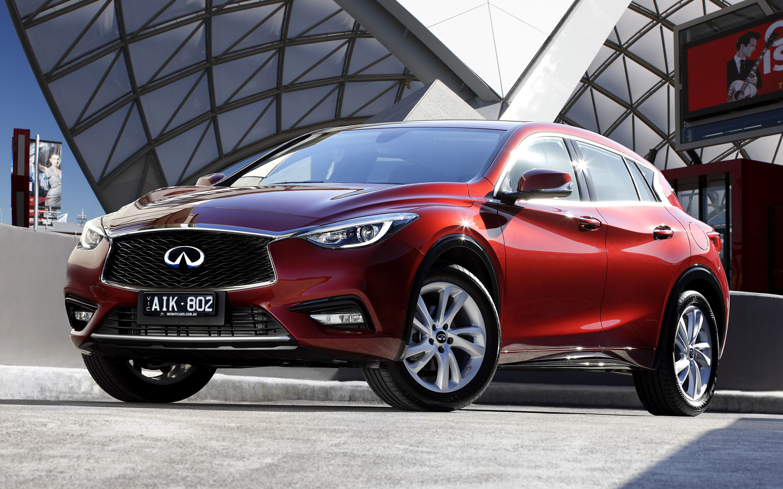 Infiniti Q30