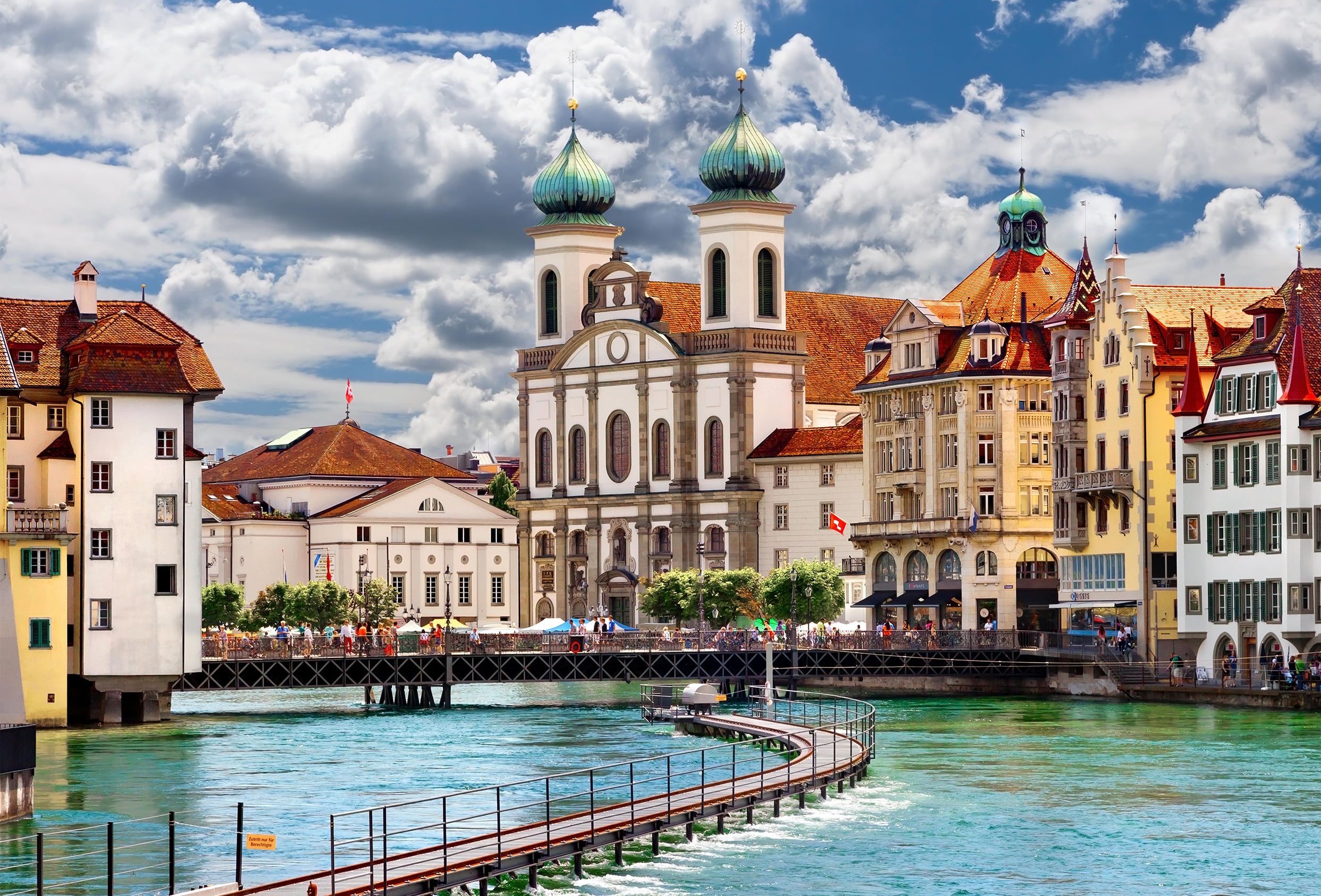 Яркий Люцерн