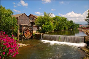 Мельница и канал