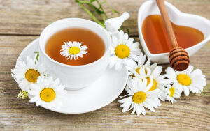 Ромашки в чае и мед