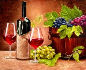 Вино в бокалах и виноград