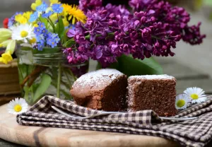 Цветы и брауни