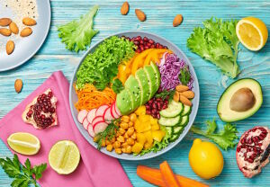 Яркий полезный салат